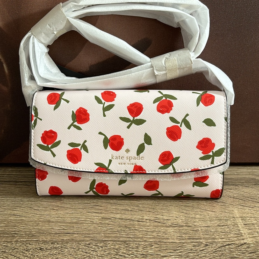 Kate Spade Dana Small Crossbody Roses Print 🌹🌹 NWT